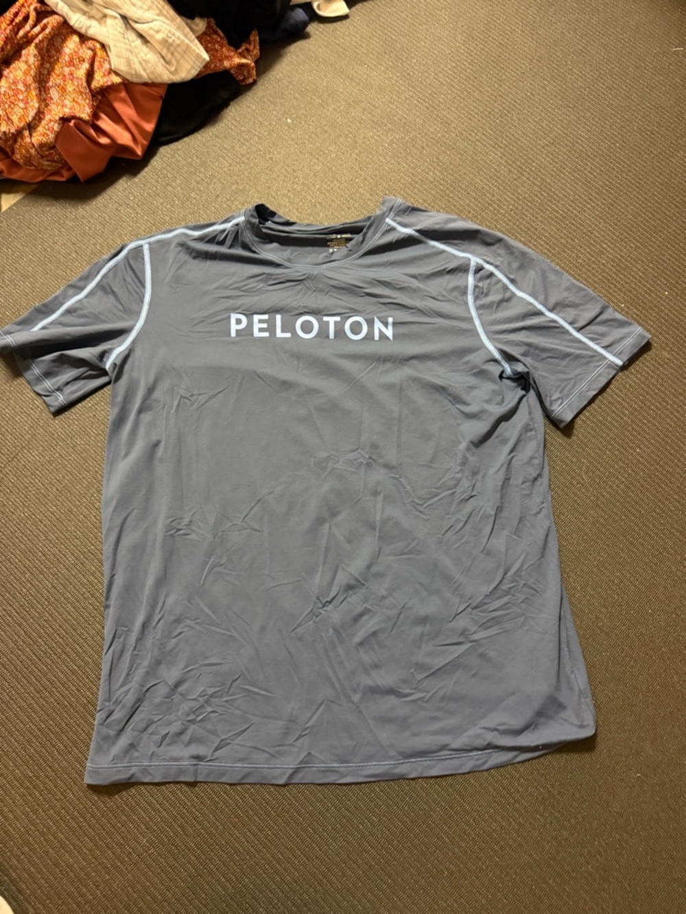 Peloton Men’s Slate Gray Short-Sleeve Performance Tee